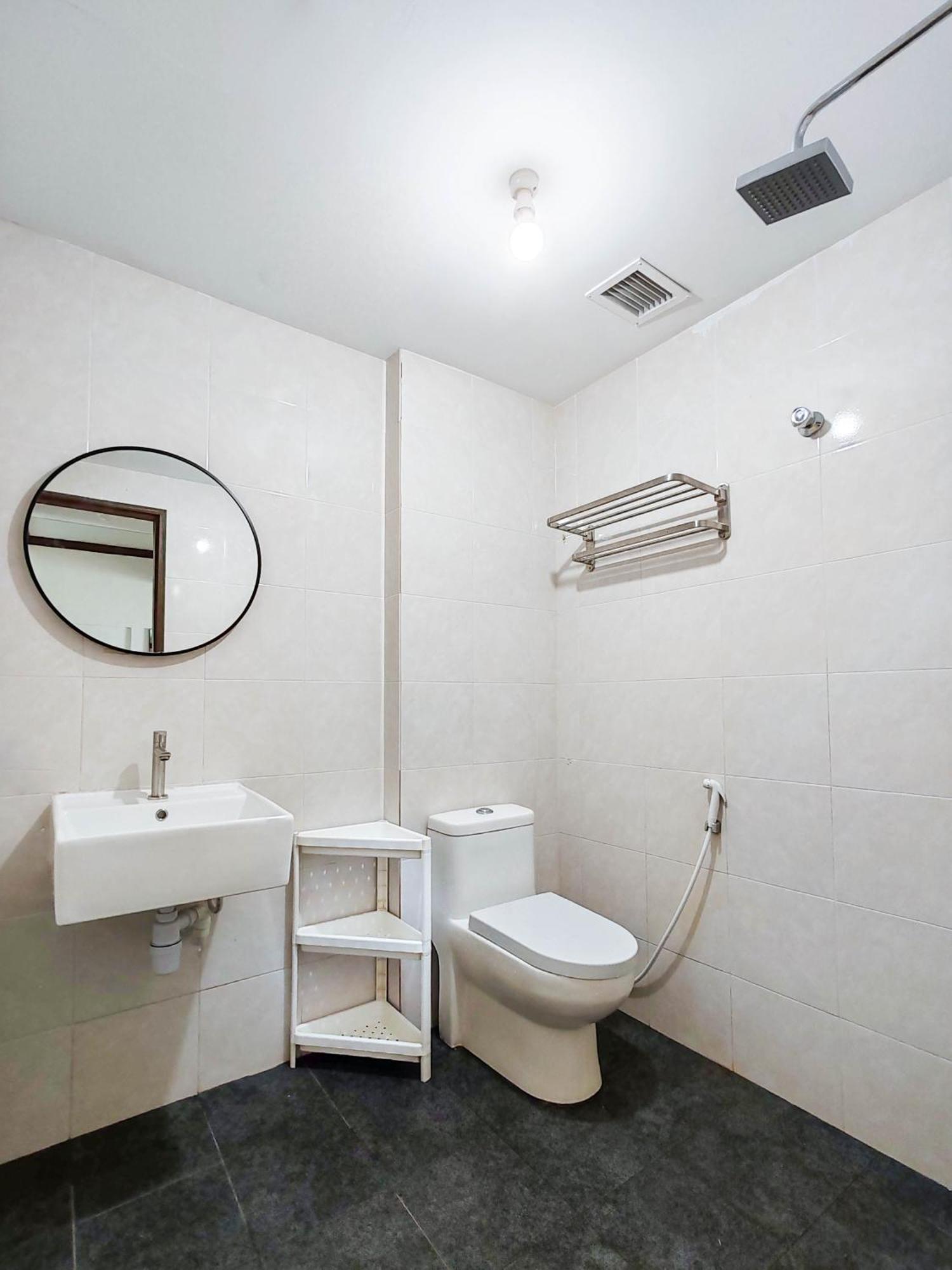 'Newly Refurbished' 'Sunny Seaview' At Regency With 2 Carpark By Shine Stay Port Dickson Exterior foto